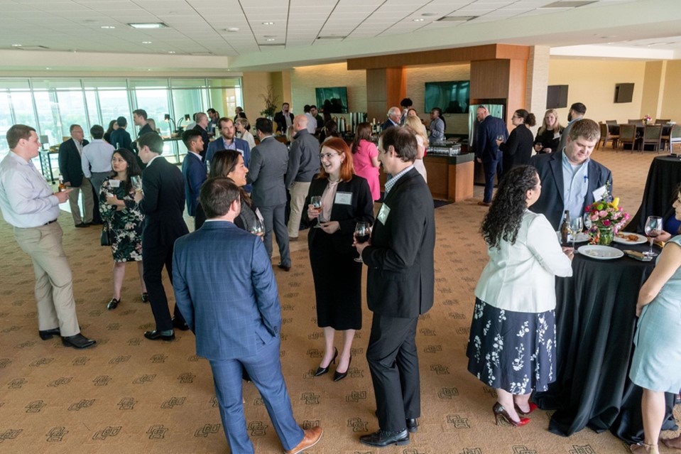 Students, Faculty, and Business Law Boot Camp Alumni mingle during the Wednesday night reception.