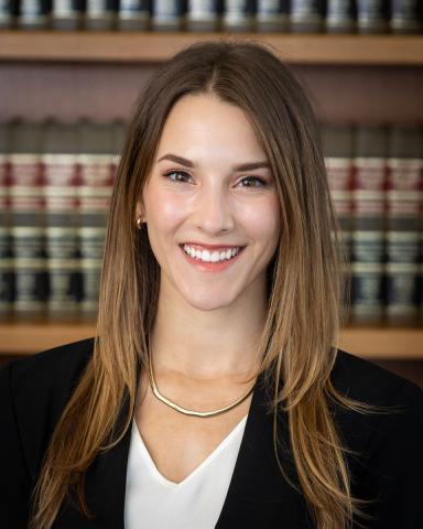 Headshot of Baylor Law School 3L Claire Zurovec