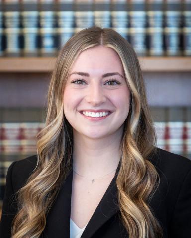 Headshot of Baylor Law School Student Lauren Monroe