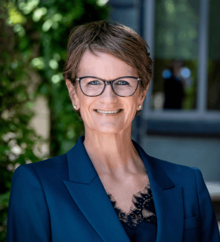 Headshot of Baylor Law School's Amy Albritton Grant (BA, '94)