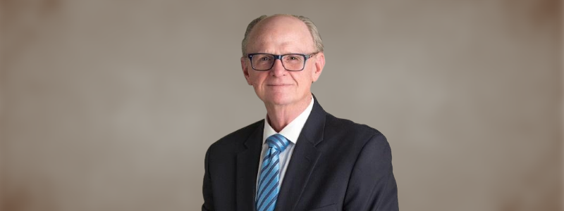 Headshot of D. Hull Youngblood, JD '75