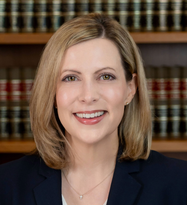 Angela Cruseturner Headshot