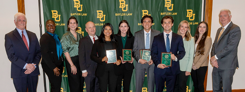 Final Round Judges with the Winners and Runners-Up in the 2025 The Durham, Pittard & Spalding, L.L.P. Fall Moot Court Competition 