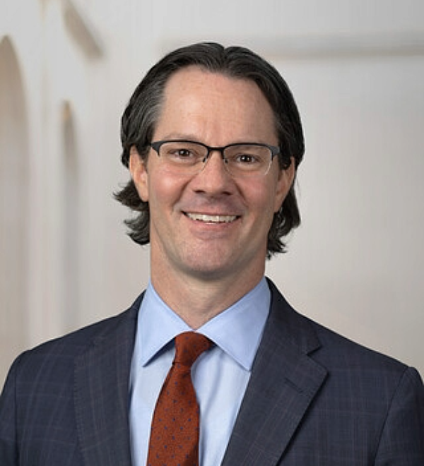 Headshot of Lawyer Mike Golden