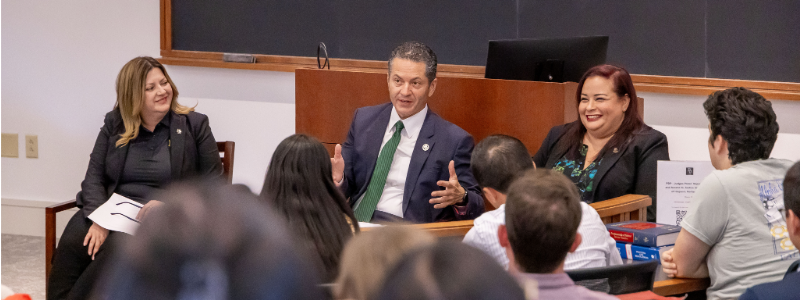 U.S. Magistrate Judge Ignacio Torteya III, BA ’92, JD ’95, (Center) Speaks. Hon. Laura Enriquez, JD ’96, (L) and Hon. Lauren Sepulveda, JD ’11 (R) during PDP Panel Discussion at Baylor Law School